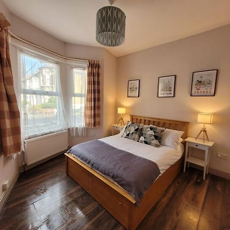 43 Kimberly Road Apartment Londres Extérieur photo
