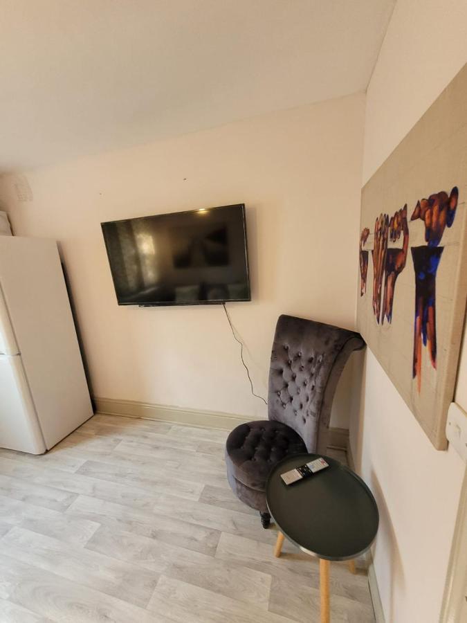 43 Kimberly Road Apartment Londres Extérieur photo