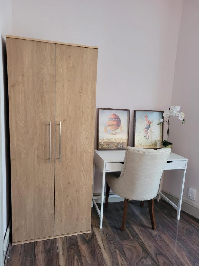 43 Kimberly Road Apartment Londres Extérieur photo
