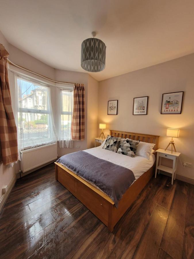 43 Kimberly Road Apartment Londres Extérieur photo