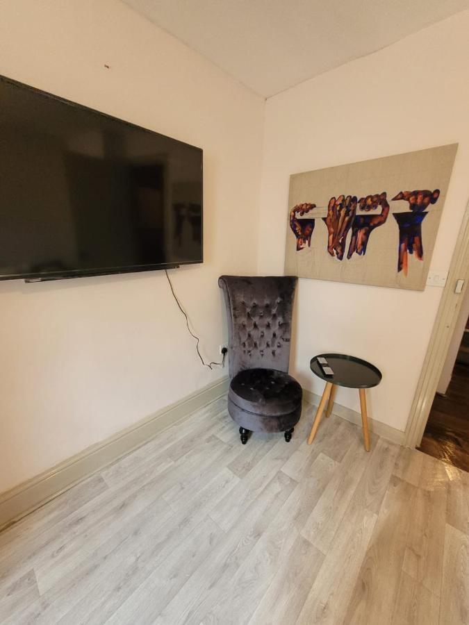 43 Kimberly Road Apartment Londres Extérieur photo