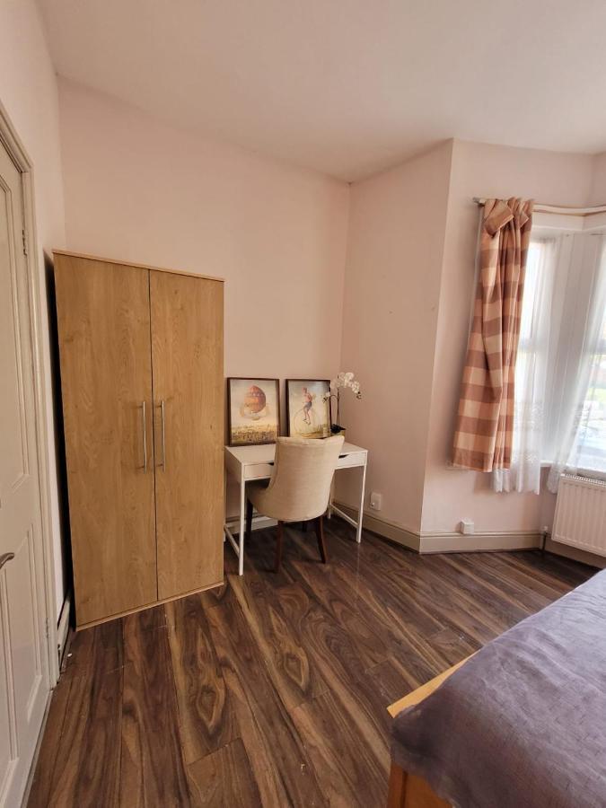 43 Kimberly Road Apartment Londres Extérieur photo