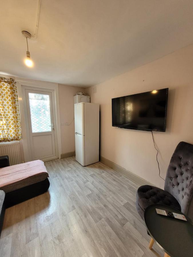 43 Kimberly Road Apartment Londres Extérieur photo