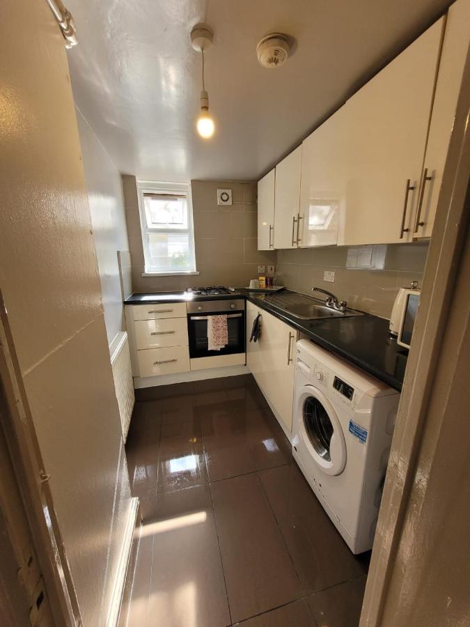 43 Kimberly Road Apartment Londres Extérieur photo